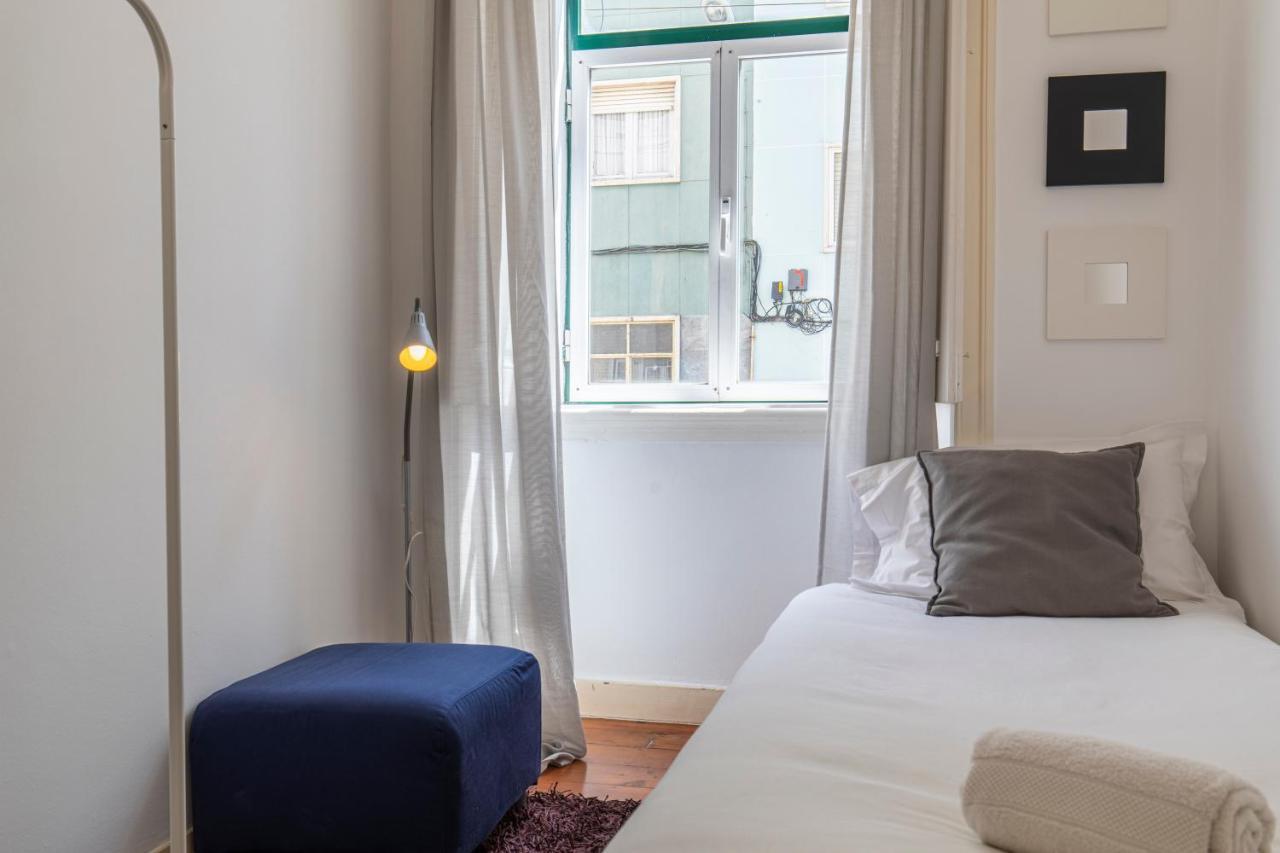 Typical 2Bdr Apartment In Lisbon By Lovelystay Exterior photo
