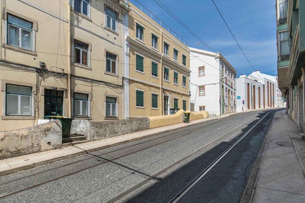 Typical 2Bdr Apartment In Lisbon By Lovelystay Exterior photo