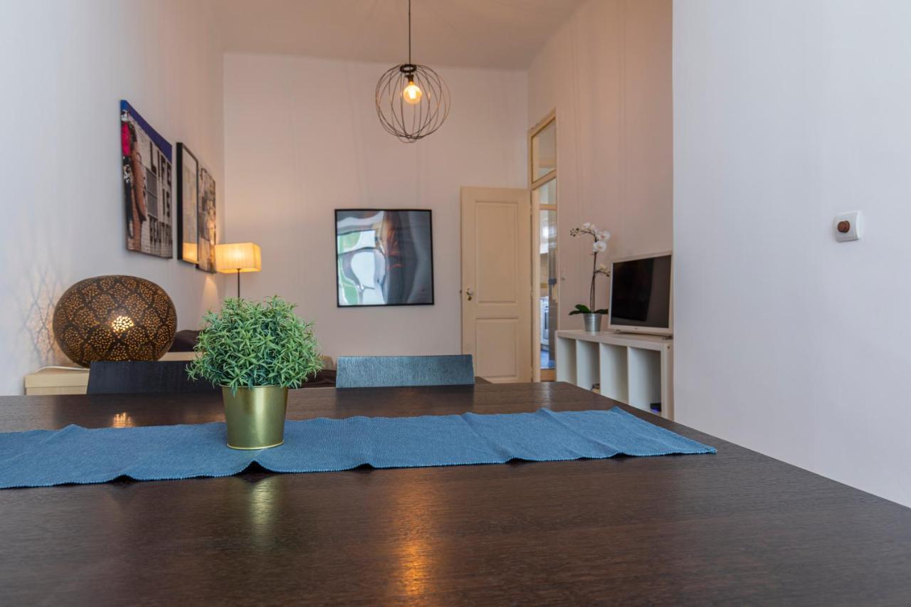 Typical 2Bdr Apartment In Lisbon By Lovelystay Exterior photo